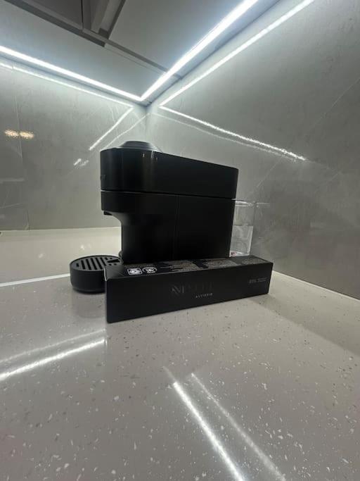 Luxury Apt 5Min To Metro Nikaia Pire Dış mekan fotoğraf