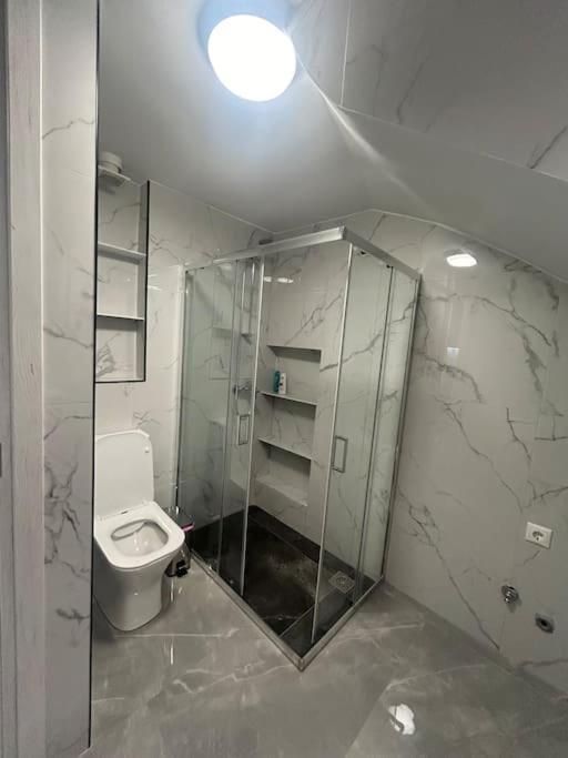 Luxury Apt 5Min To Metro Nikaia Pire Dış mekan fotoğraf