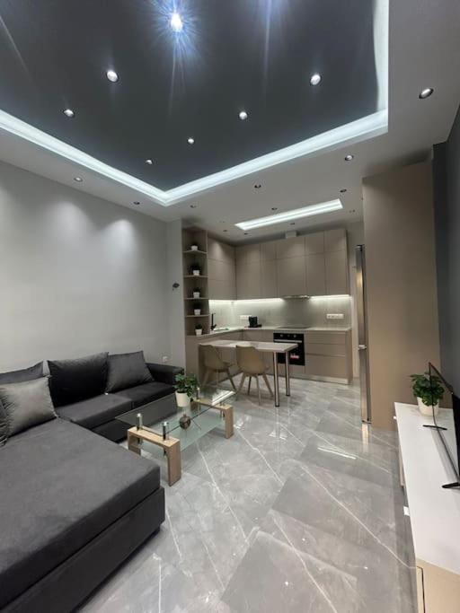 Luxury Apt 5Min To Metro Nikaia Pire Dış mekan fotoğraf